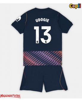 Tottenham Hotspur Destiny Udogie #13 Echipament de Fotbal Replică 2026-27 Copii Deplasare (+ Șorturi)
